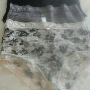 Ladies briefs